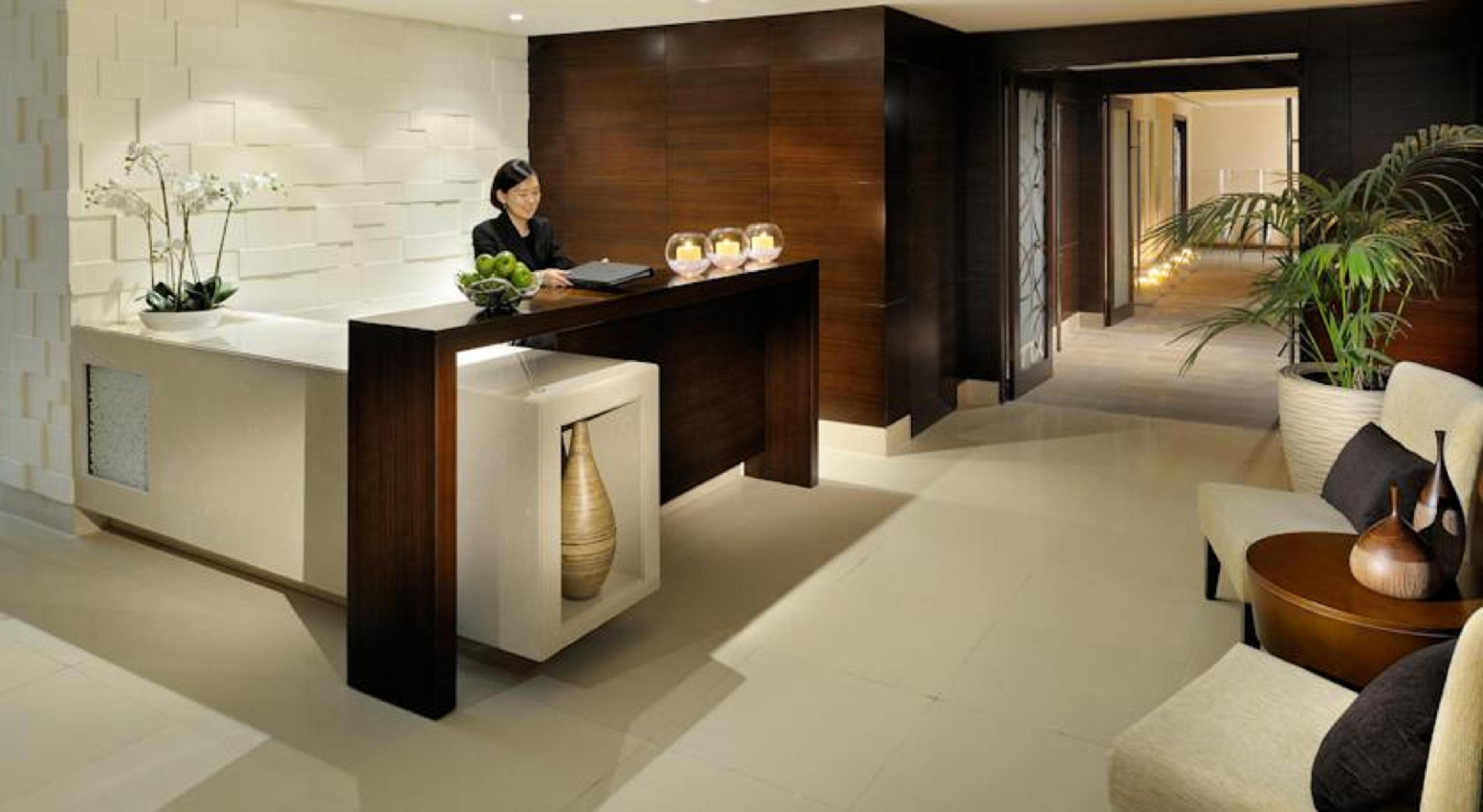 Asiana Hotel Dubai Bagian luar foto The reception area at the spa