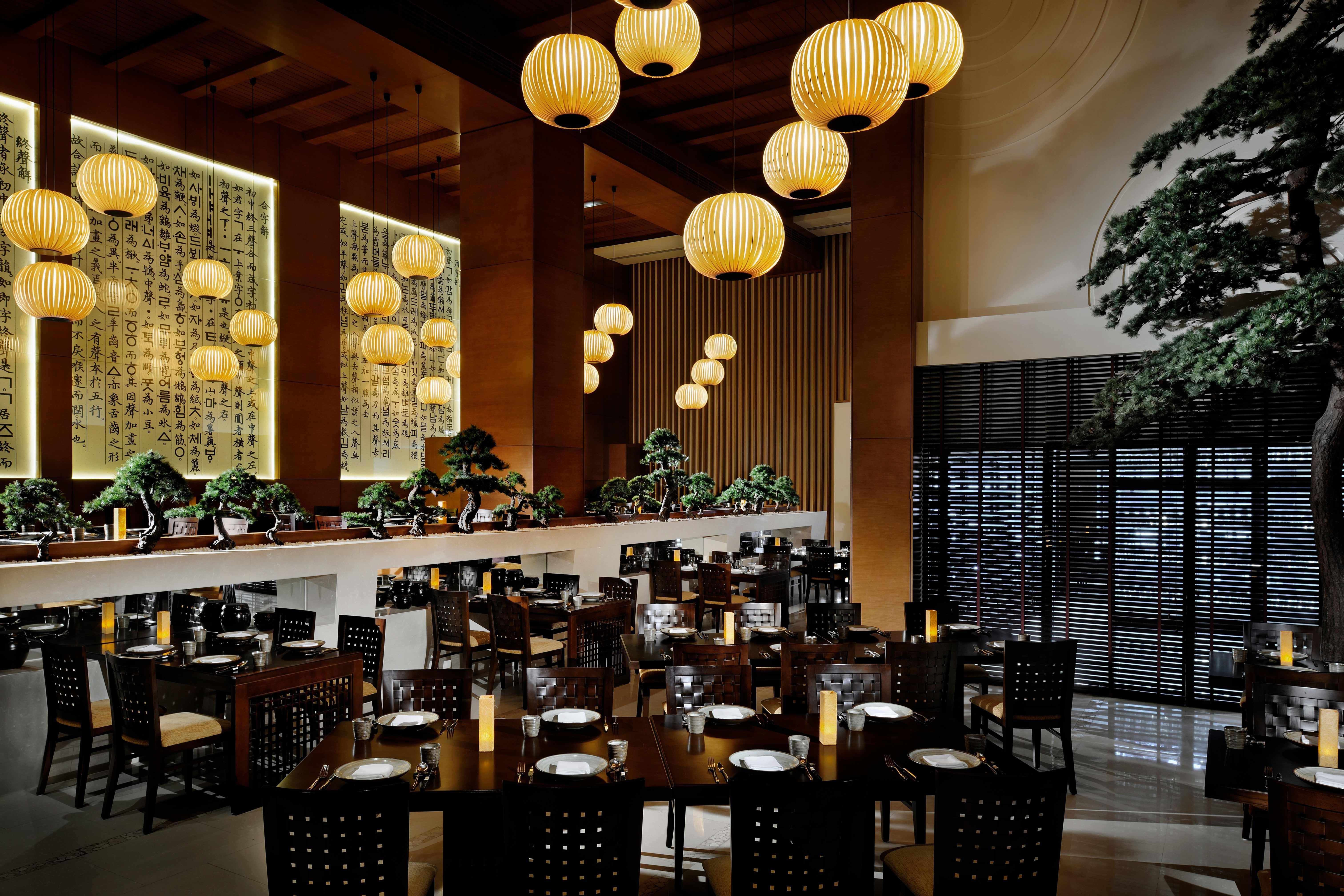 Asiana Hotel Dubai Bagian luar foto The interior of the restaurant